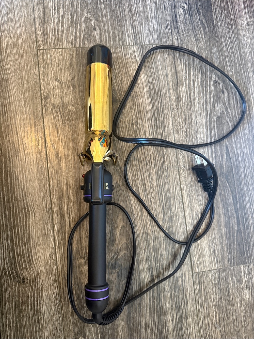 Gold and Black Ceramic Curling Iron - Professional Women Hair Tool 1-1/2